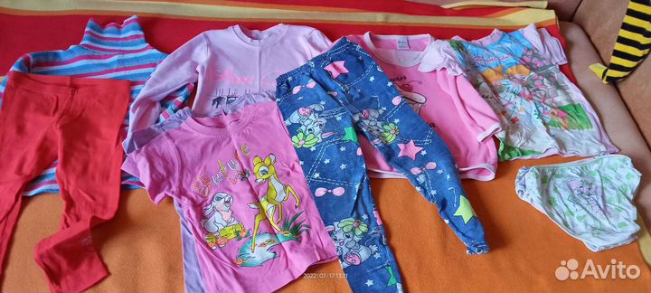 Кофты, футболки, туники, лосины, шорты. Пакетом