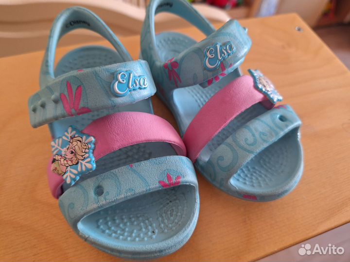 Сандалии crocs c5