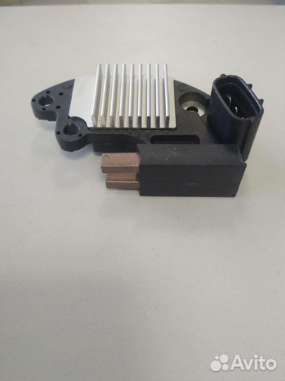 Реле регулятор генератора Джили Эмгранд