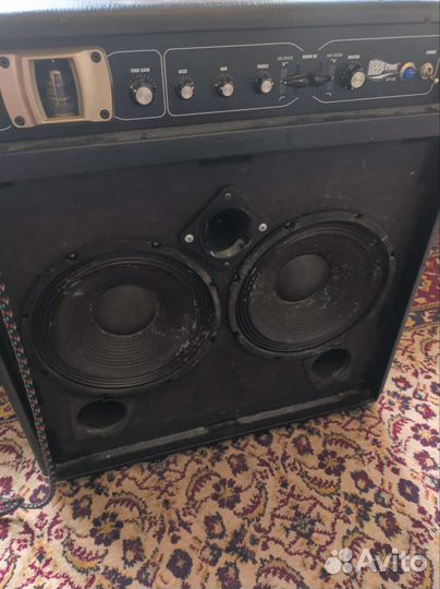 Басовый комбик kustom