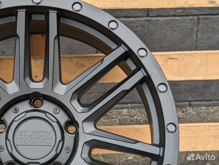 Колеса в сборе лето R20 на Toyota Land Cruiser