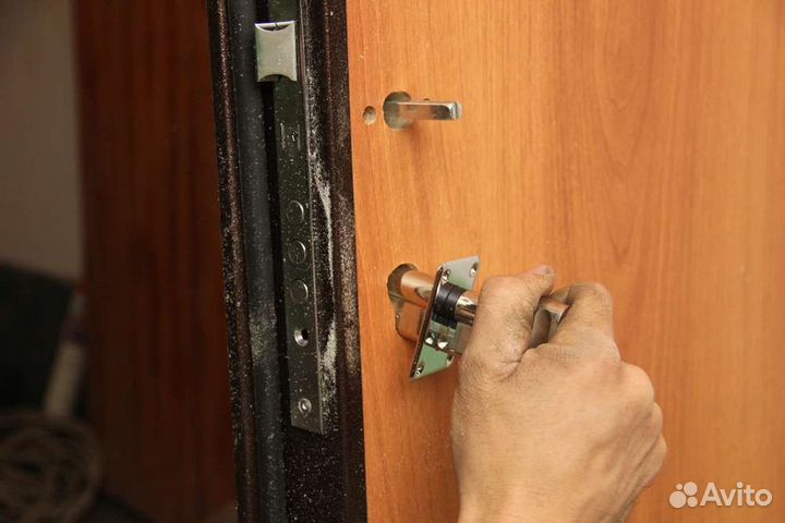 Вскрытие замков, замена личинки, установка