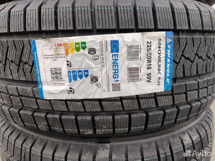 Triangle Snowlink PL02 225/50 R18