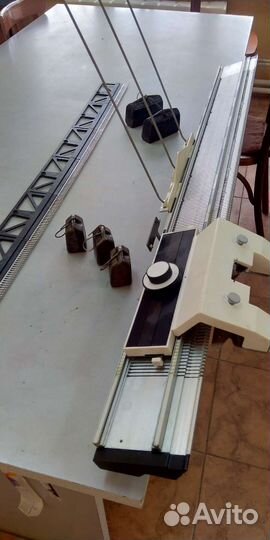 Вязальная машина Каскад