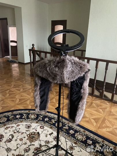 Меховой воротник чернобурка