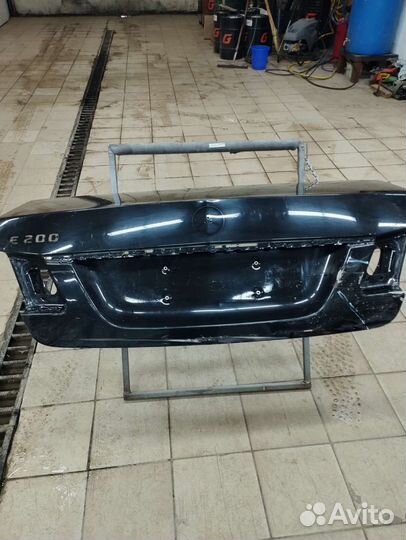 Крышка багажника mersedes 212