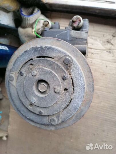 Компрессор автомобильный mitsubishi fuso