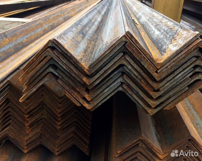 Уголок стальной