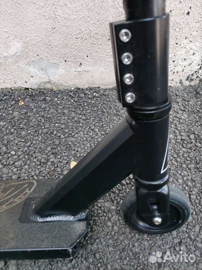 Трюковой самокат