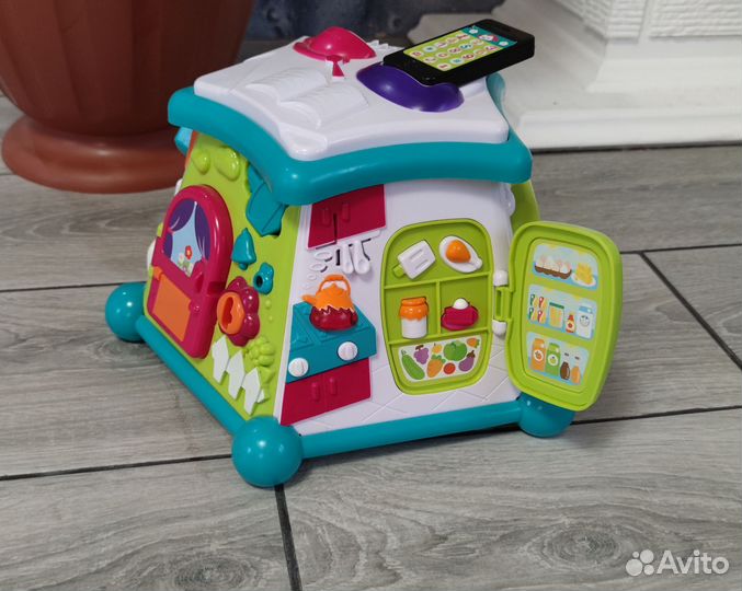 Интерактивный обучающий куб Auby