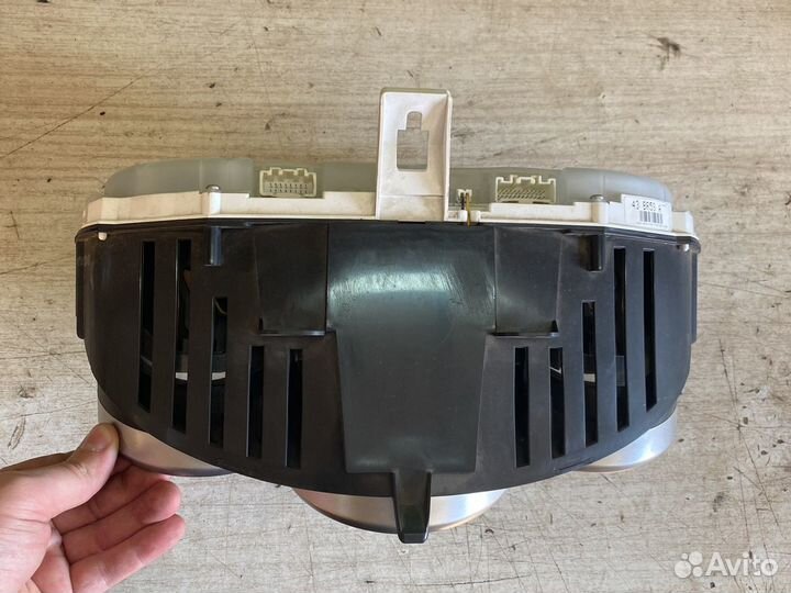 Mazda 3 BK 1.6-2.0L мт 2003- Щиток приборов б/у