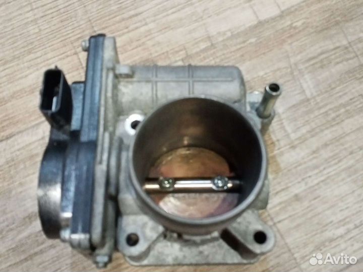 Дроссель Ниссан