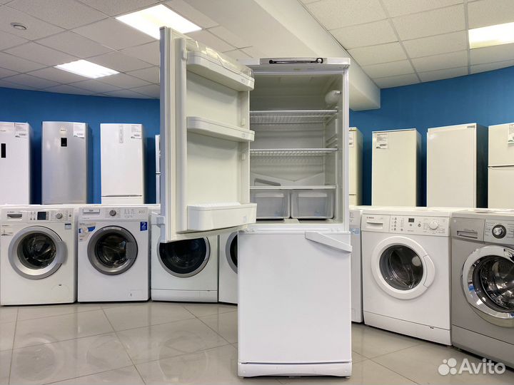 Холодильник Indesit / Гарантия /Доставка