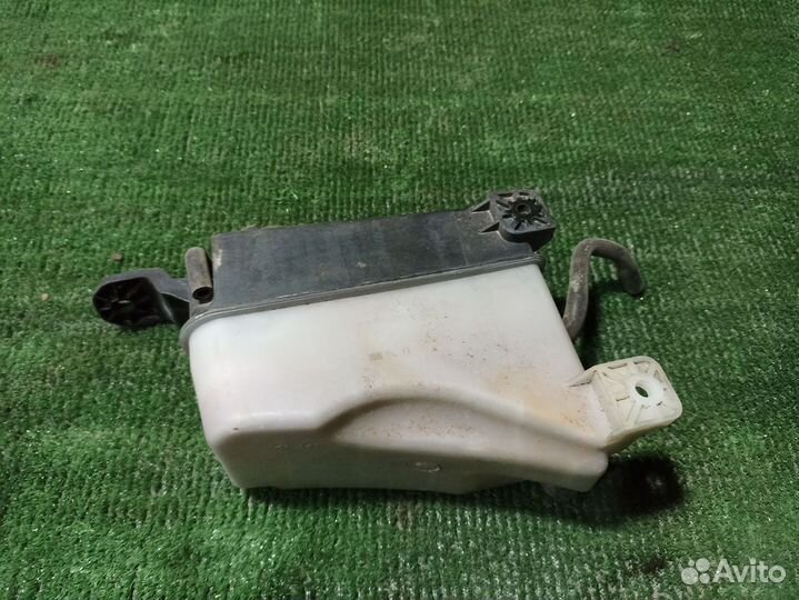 Бачок расширительный Hyundai Santa Fe II (2005—201