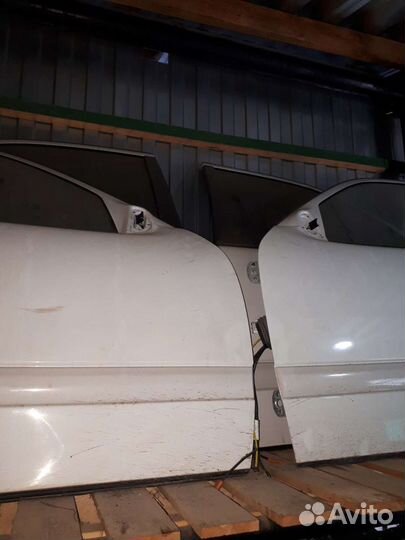 Запчасти mercedes Е210