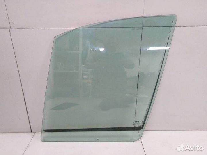 Стекло двери передней левой Renault Scenic 1 1999