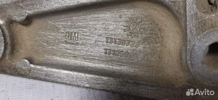 Кронштейн двигателя задний Опель Корса D хэчтбэк