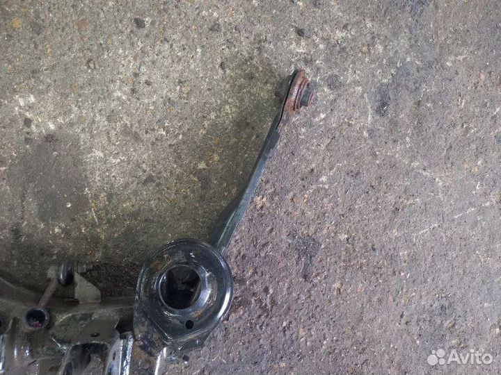 Рычаг подвески задний левый Honda Civic 2008