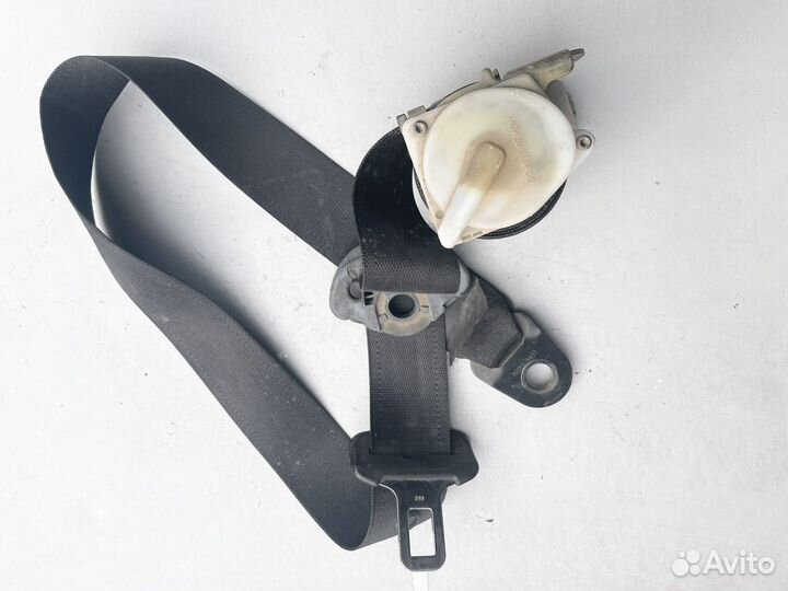 Ремень правый передний Opel Corsa B