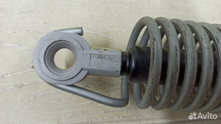 Амортизатор крышки багажника BMW 5-серия F10 F11