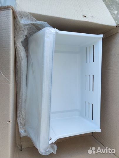 Выдвижной ящик морозильного отделения Bosch нижний