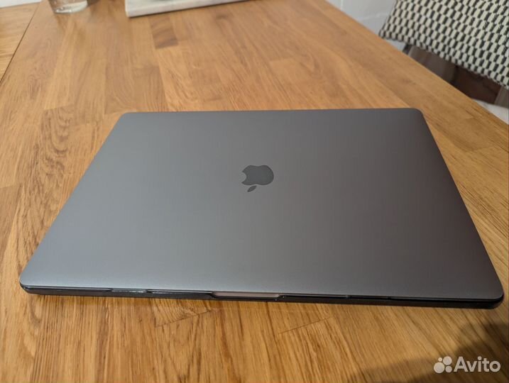 Apple macbook pro 16 2019 i7