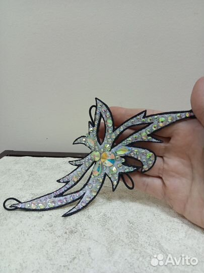 Украшение на пучок для художественной гимнастики