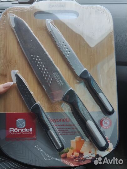 Набор Rondell Bayoneta 3 кух.ножа +доска новые