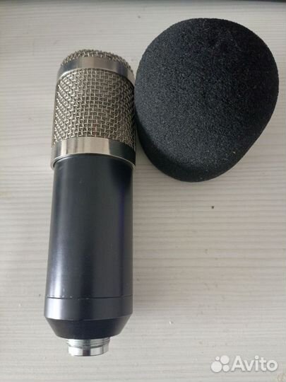 Студийный микрофон bm800