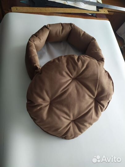 Лежанка для животных, новая, D41 см