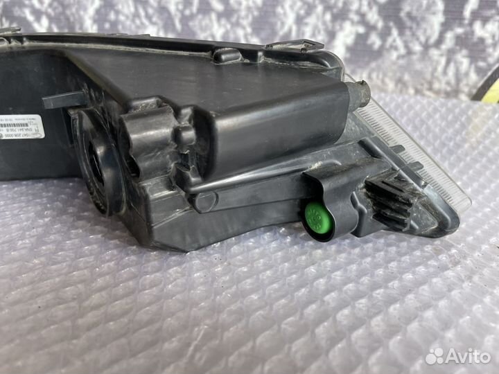 Противотуманная фара Птф правая Tiguan Тигуан 2