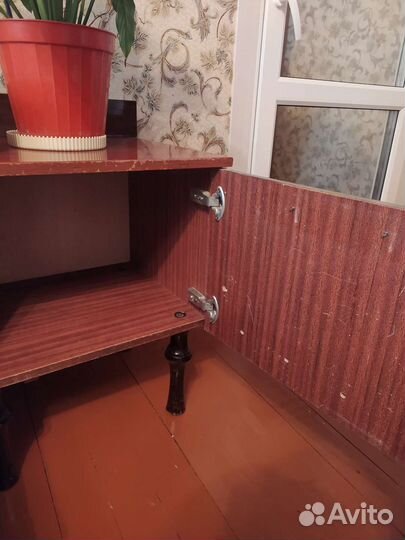 Две прикроватные тумбы бу