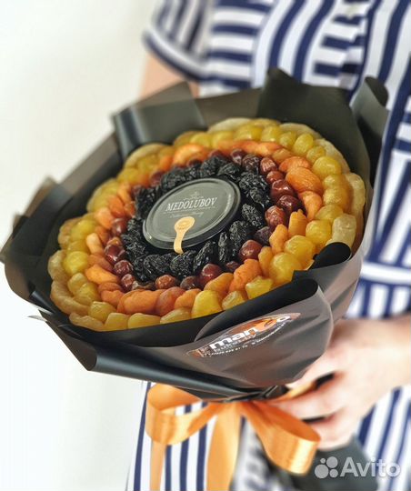 Букет из сухофруктов