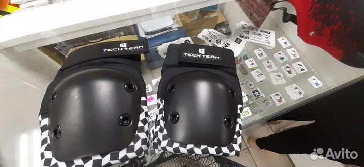 Наколенники детские Teach team профессиональные