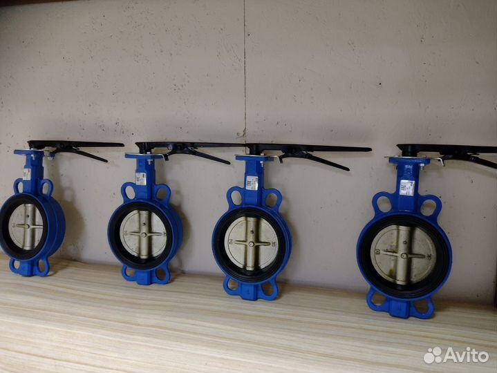 Затвор чугунный дисковый Ду 100 Ру 16