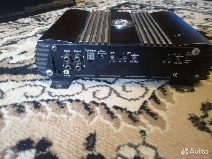 Автомобильный усилитель