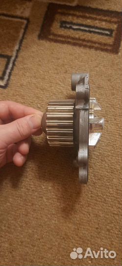 Водяной насос Honda