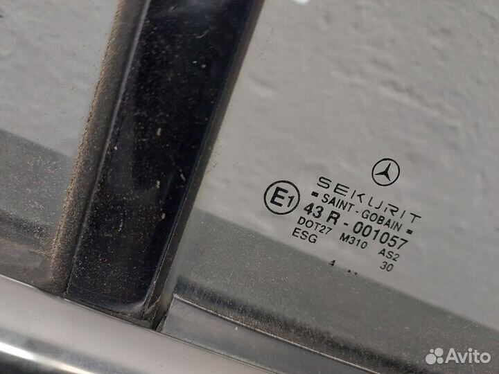 Дверь правая задняя Mercedes C W202