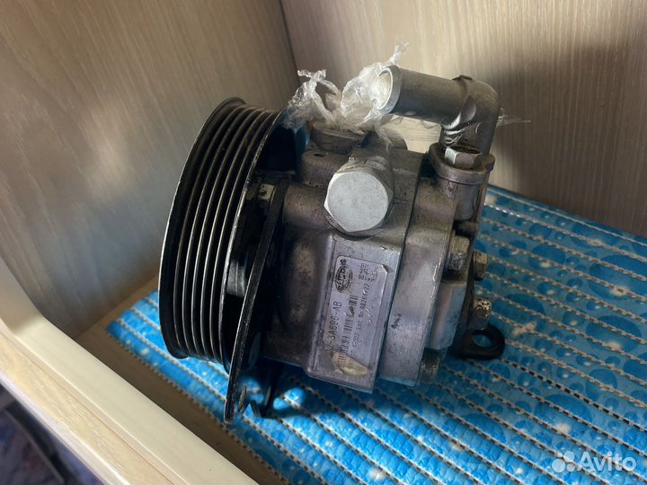 Насос гур Range Rover Sport Discovery 3.0 Diesel