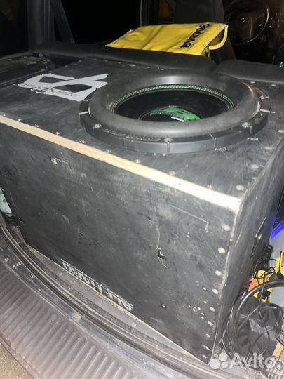 Сабвуфер db apocalypse 255