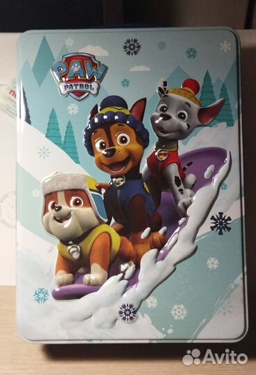 Жесть коробка от новогоднего подарка Мультфильмы