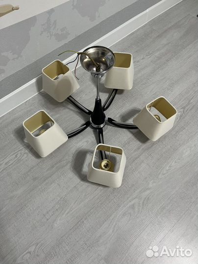 Люстра потолочная