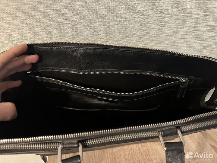 Мужская кожаная сумка Prada