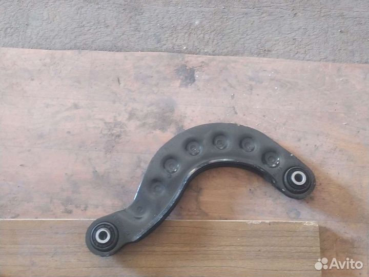 Рычаг(бумеранг) Ford Focus 3
