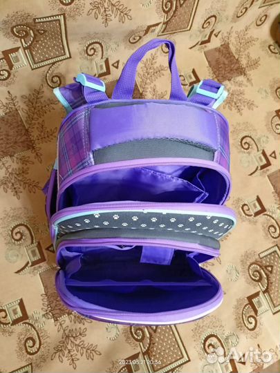 Школьный рюкзак