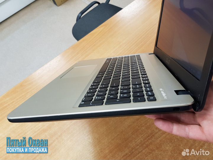 Ноутбук Asus, хорошее состояние, с гарантией