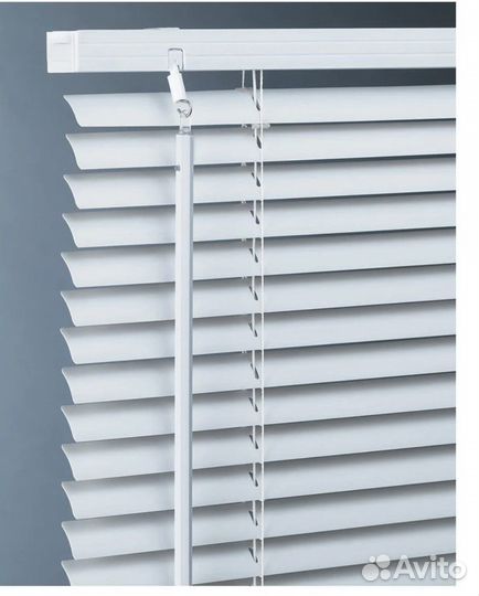 Жалюзи горизонтальные бу