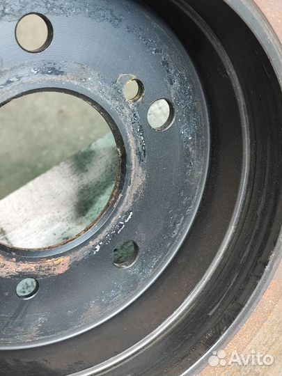 4-х поршневые тормоза W124