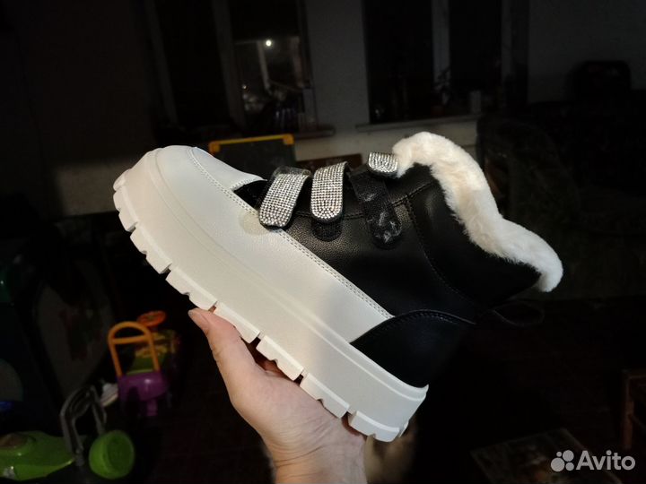 Ботинки.Новые.Зима. 38 р-р