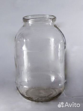 Банки разного размера